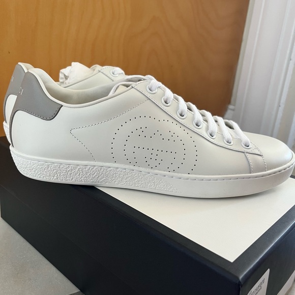 Gucci White Leather “Ace Sneakers with Interlocking G - Picture 8 of 14